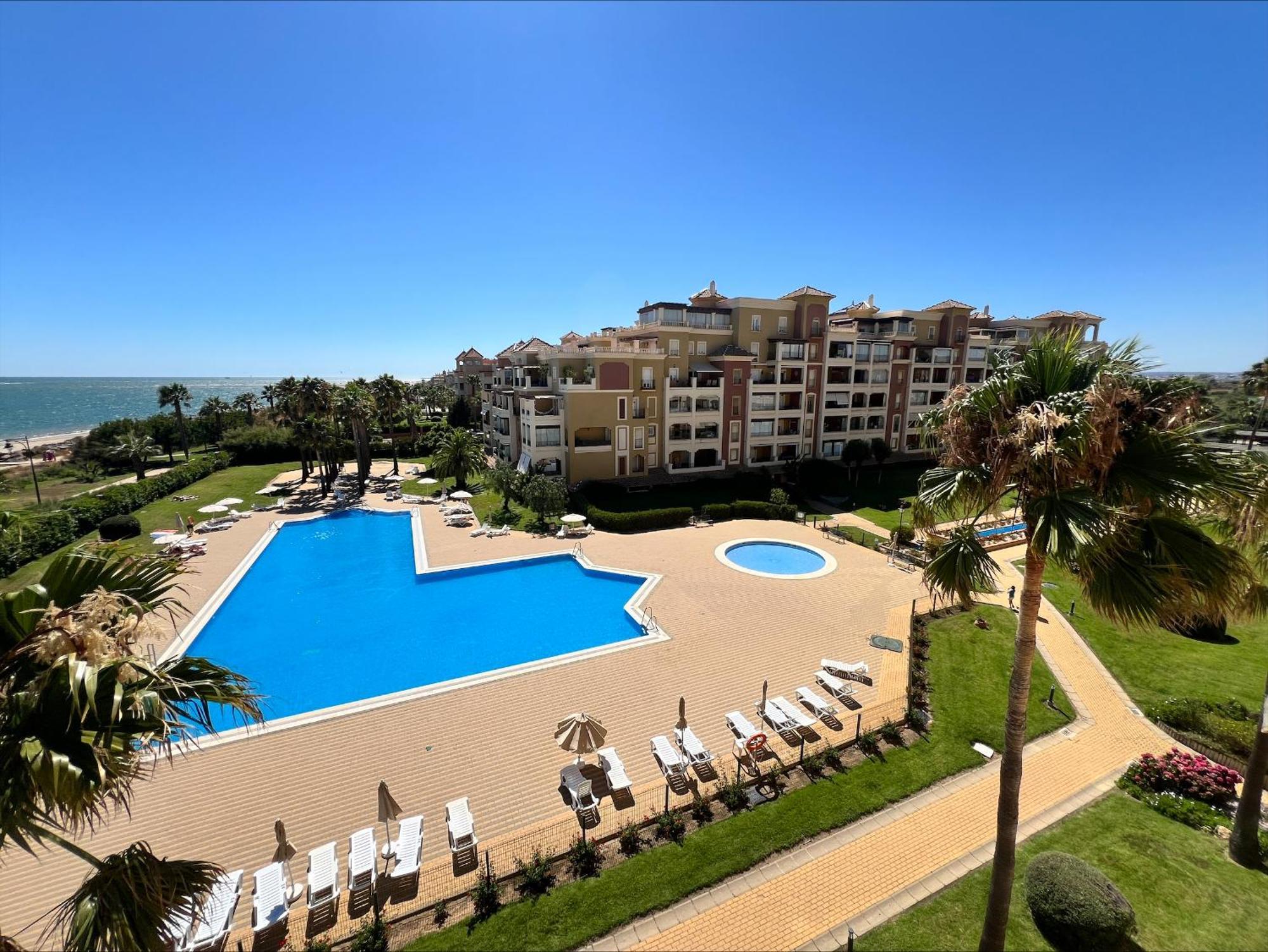 Apartment Atico Primera Linea